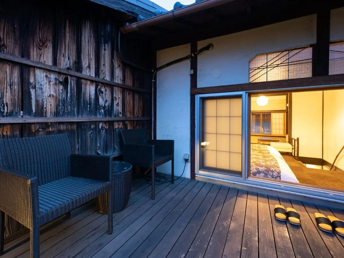 Nazuna Kyoto Nijo-Jo Ryokan