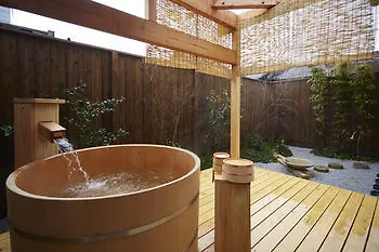 Nazuna Kyoto Nijo-Jo Ryokan