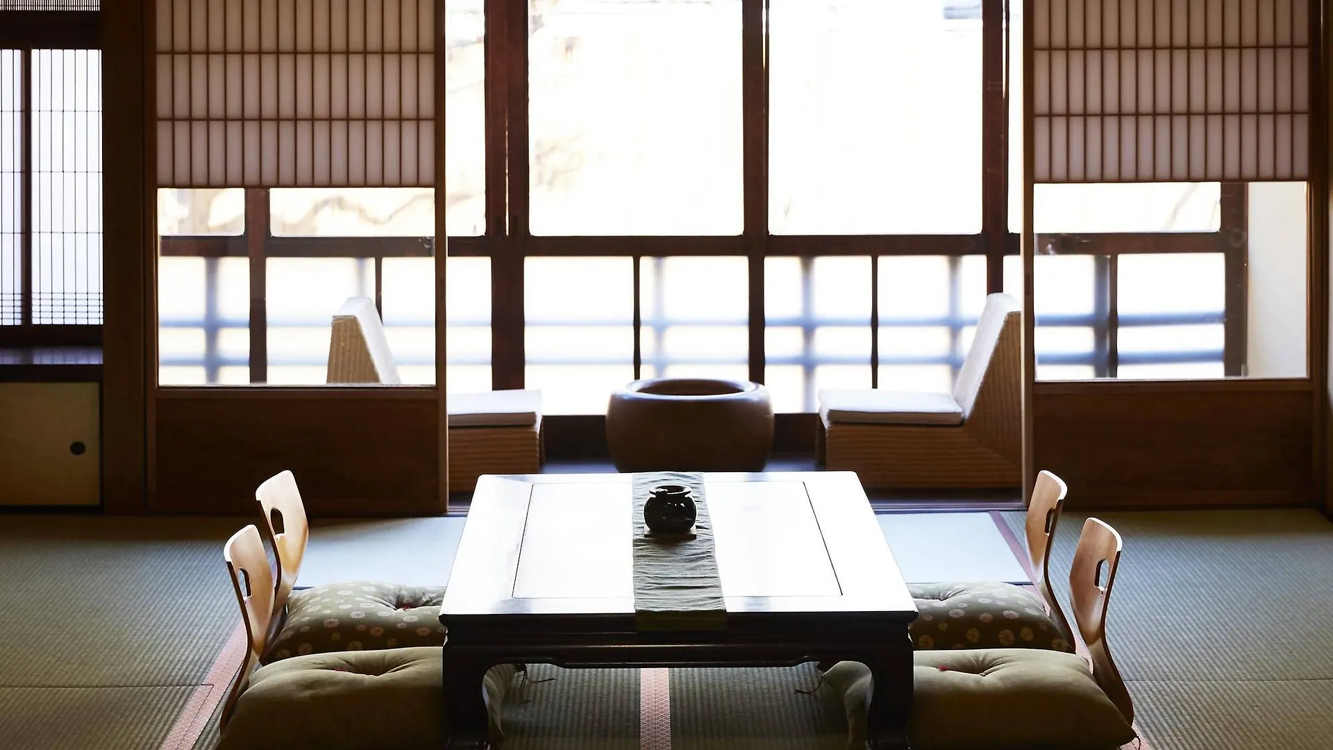 Nazuna Kyoto Nijo-Jo Japan