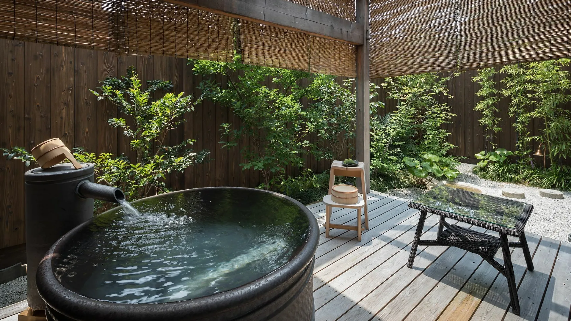 Nazuna Kyoto Nijo-Jo Ryokan