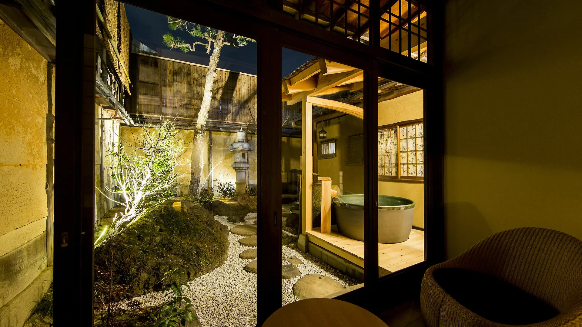 Ryokan Nazuna Kyoto Nijo-Jo